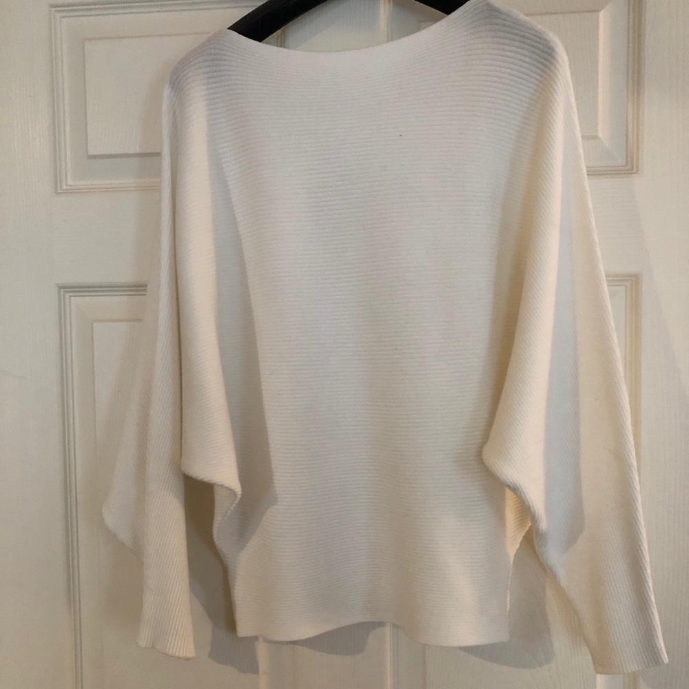 Batwing Pullover - image 4